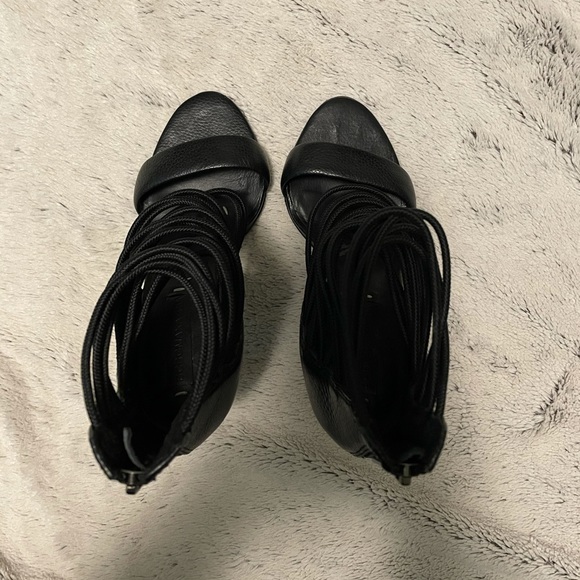 Sexy BCBGMAXAZRIA strappy heels - Picture 9 of 12